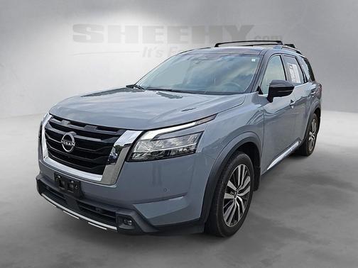 2022 Nissan Pathfinder Platinum 4WD