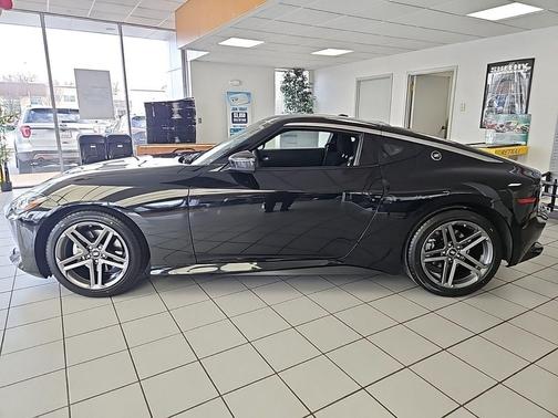 Black Diamond Pearl 2026 Nissan Z Sport