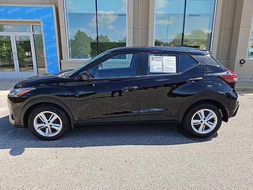2024 Nissan Kicks S