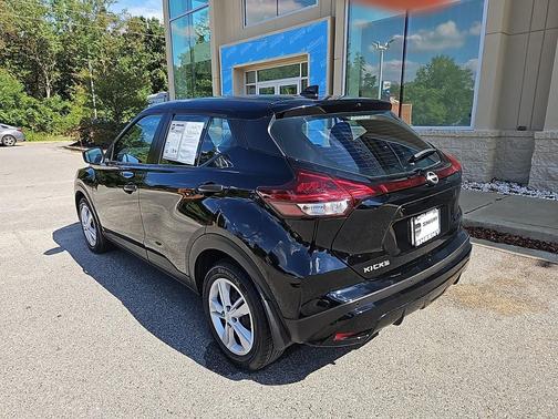 2024 Nissan Kicks S