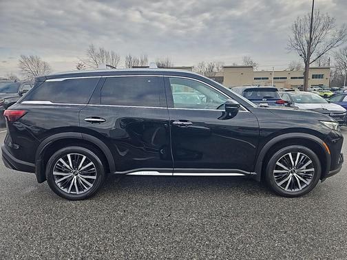 2023 INFINITI QX60 SENSORY