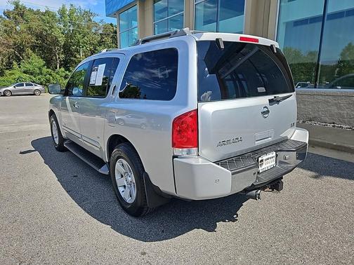 2005 Nissan Armada LE