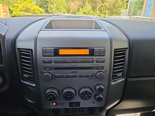 2005 Nissan Armada LE