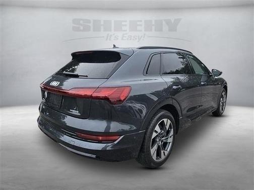 2021 Audi e-tron Premium