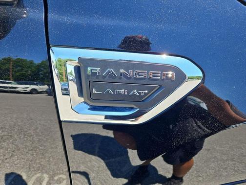 Shadow Black 2021 Ford Ranger LARIAT