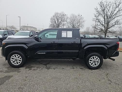 2024 Toyota Tacoma SR5