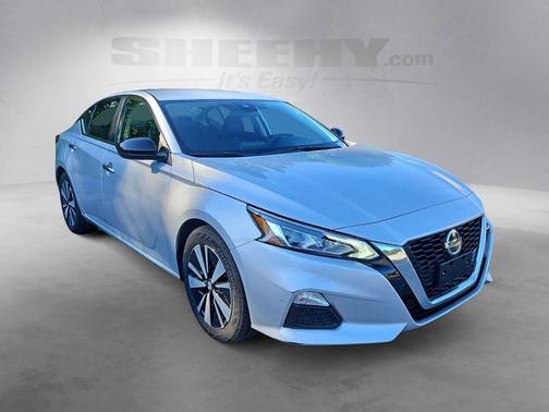 Brilliant Silver Metallic 2021 Nissan Altima 2.5 SV