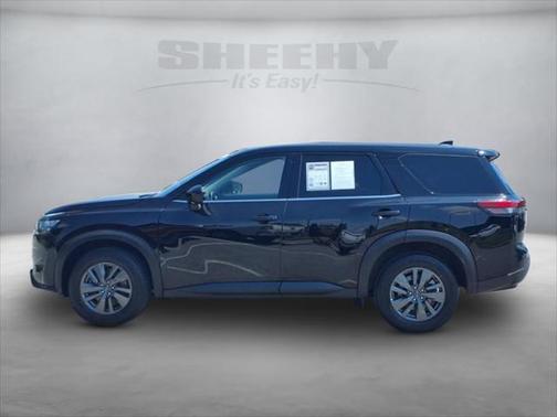 2023 Nissan Pathfinder S 4WD