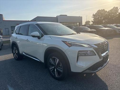 2022 Nissan Rogue SL
