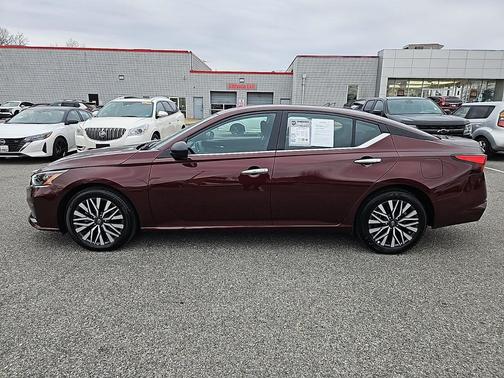 2025 Nissan Altima 2.5 SV