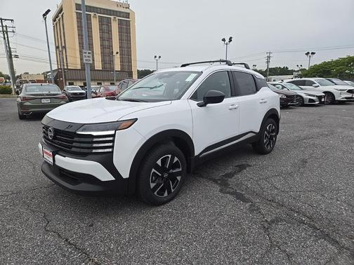 Fresh Powder 2026 Nissan Kicks SV