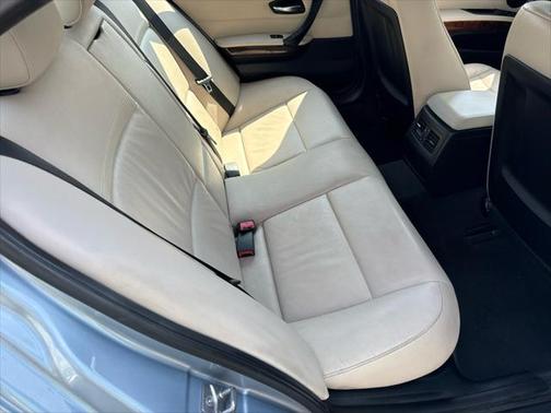2011 BMW 328 4dr Sdn 328i RWD SULEV South Africa