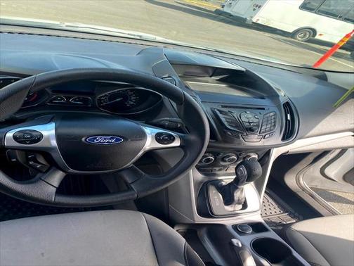 2013 Ford Escape S