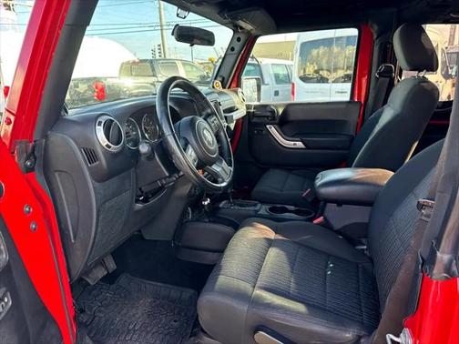 2011 Jeep Wrangler Sahara