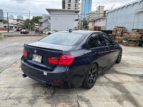 Blue 2012 BMW 335 4dr Sdn 335i RWD