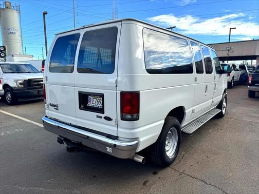 2011 Ford E350 Super Duty XLT