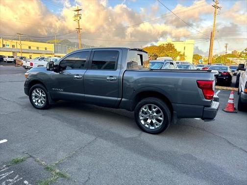 2021 Nissan Titan SV