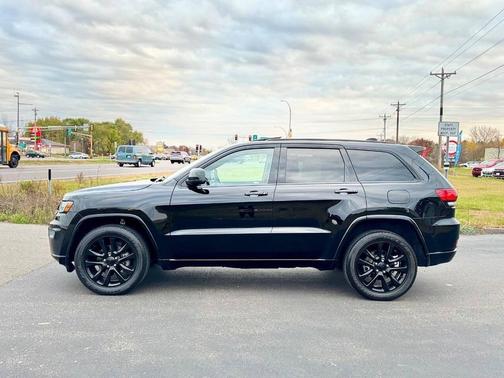 2018 Jeep Grand Cherokee Laredo E