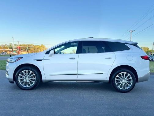 White Frost Tricoat 2021 Buick Enclave AWD Premium