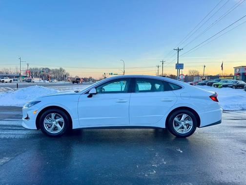 2020 Hyundai SONATA SE