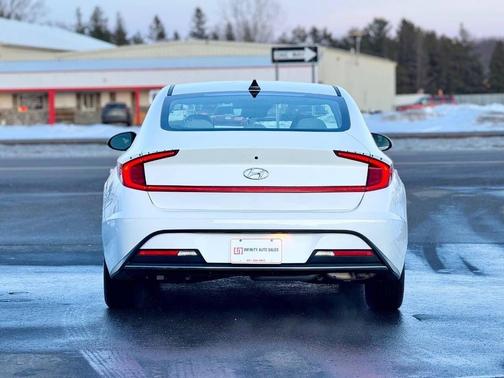 2020 Hyundai SONATA SE
