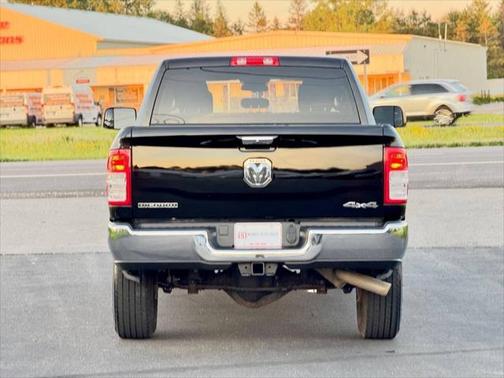 2019 RAM 2500 Big Horn Crew Cab 4x4 6'4' Box