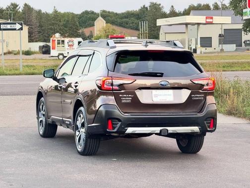 2021 Subaru Outback Touring XT