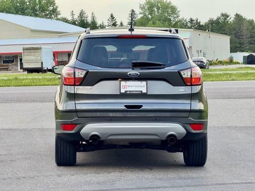 Magnetic 2018 Ford Escape SEL
