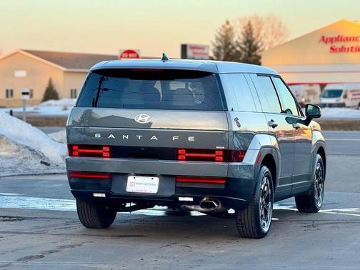 2025 Hyundai SANTA FE SE