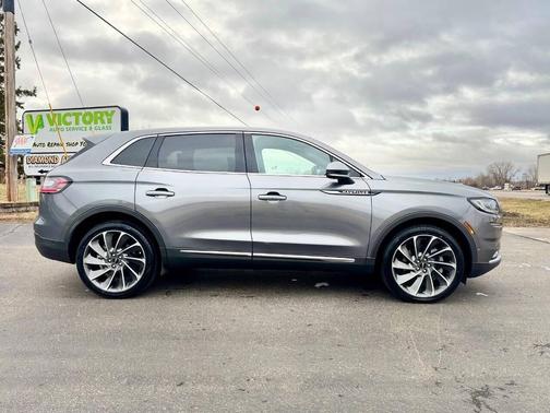 Asher Gray 2021 Lincoln Nautilus Reserve