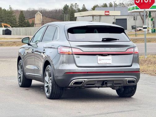 Asher Gray 2021 Lincoln Nautilus Reserve