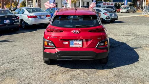 Red 2021 Hyundai KONA SE