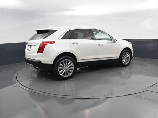 2018 Cadillac XT5 Platinum