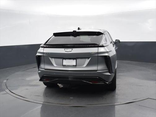 2026 Cadillac LYRIQ V-Series w/1SM