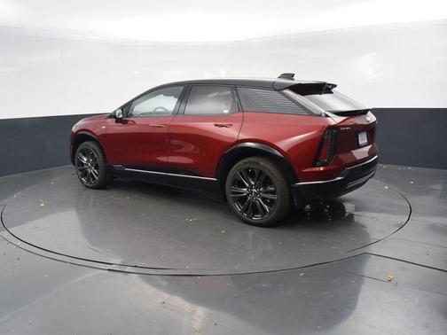 2026 Cadillac OPTIQ Premium Sport