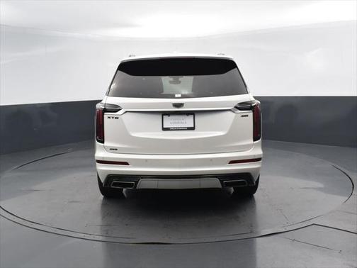 2022 Cadillac XT6 Sport AWD