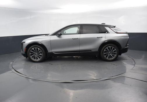 2025 Cadillac LYRIQ Sport