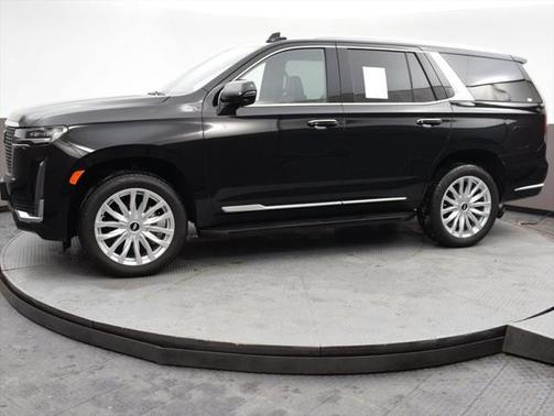 2022 Cadillac Escalade Luxury