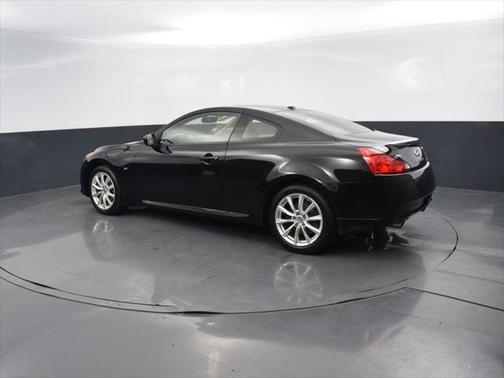 2015 INFINITI Q60 S