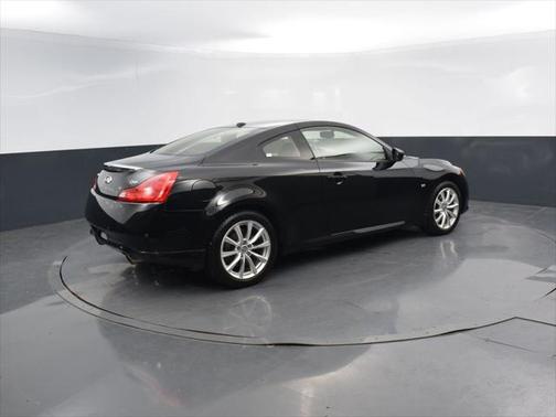 2015 INFINITI Q60 S