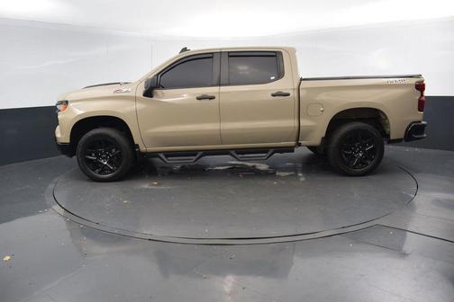 2022 Chevrolet Silverado 1500 Custom Trail Boss