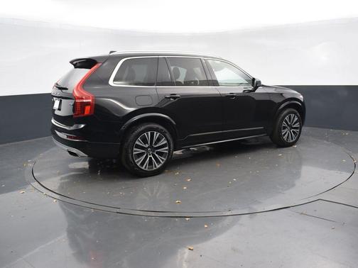 2020 Volvo XC90 T5 Momentum