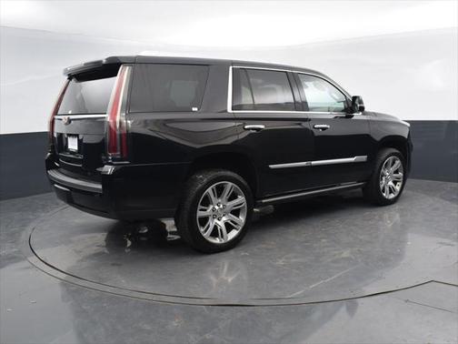 2020 Cadillac Escalade Premium Luxury