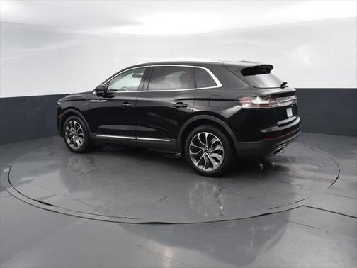 2021 Lincoln Nautilus Reserve