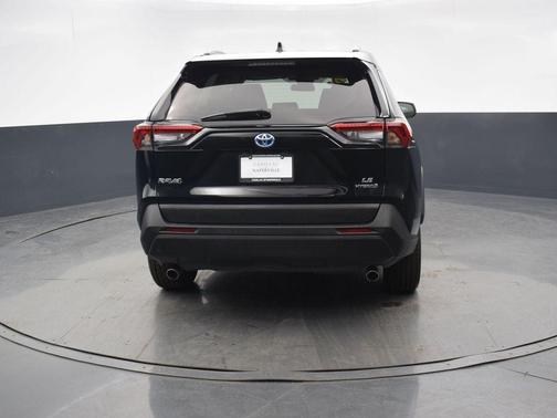 Midnight Black Metallic 2022 Toyota RAV4 Hybrid LE