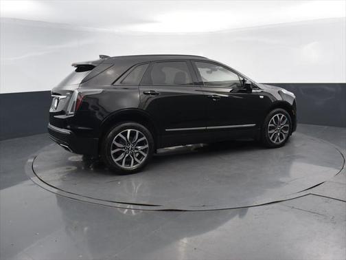 2022 Cadillac XT5 Sport