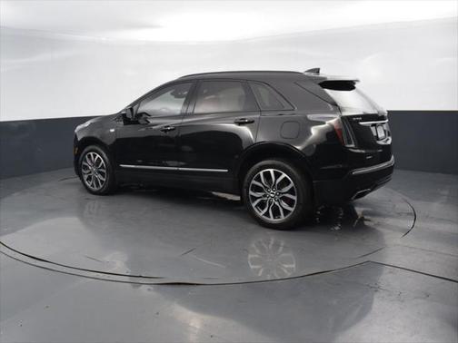 2022 Cadillac XT5 Sport