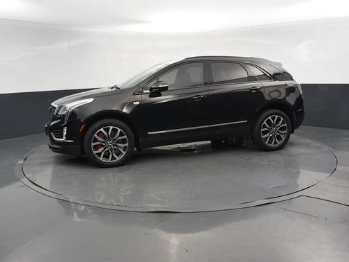 2022 Cadillac XT5 Sport
