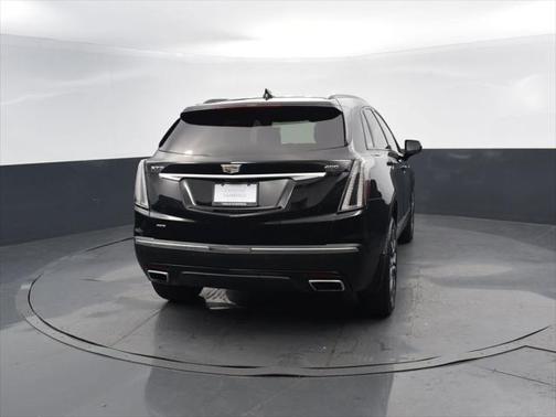 2022 Cadillac XT5 Sport