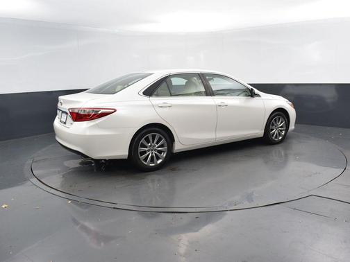 2017 Toyota Camry XLE